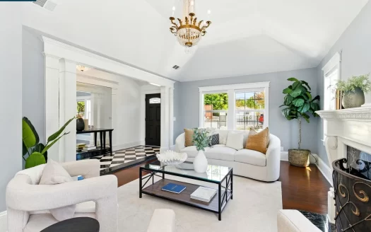 241 Livorna Heights Rd